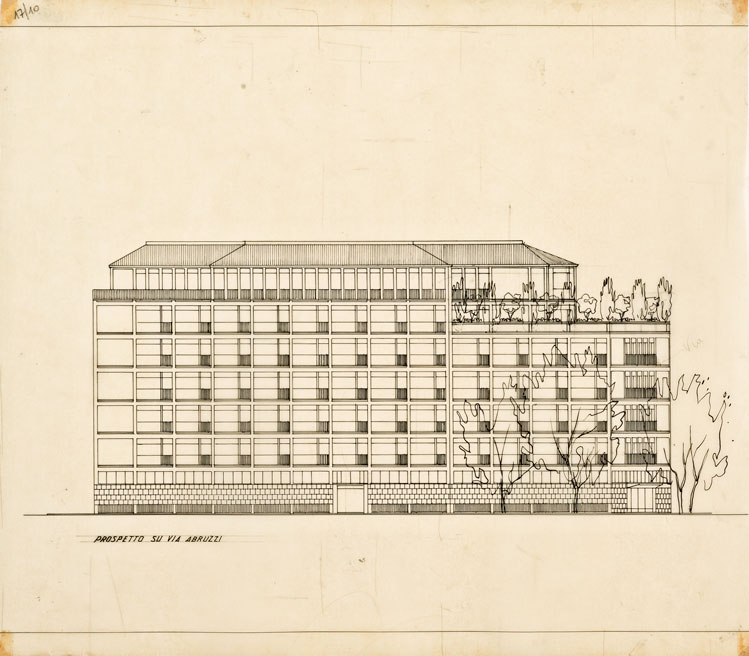 Edificio con albergo, abitazioni e studi professionali in via Sardegna - via Abruzzi - via Campania, Roma