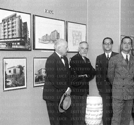 Roma, giugno-luglio 1932<br>Mostra di architettura moderna e di arredamento 